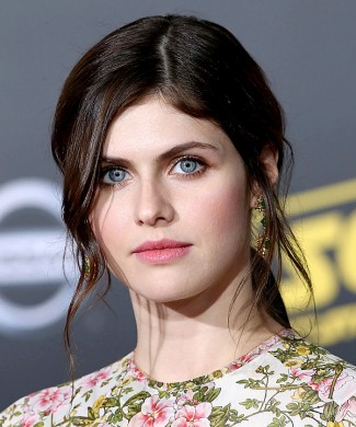 Alexandra Daddario photo