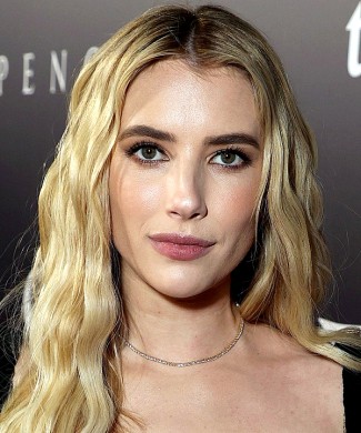 Emma Roberts photo