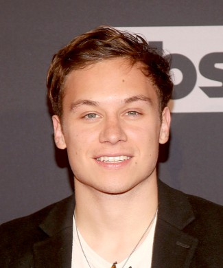 Finn Cole photo