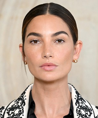 Lily Aldridge photo