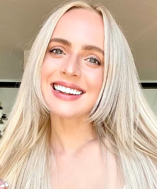 Madilyn Bailey photo