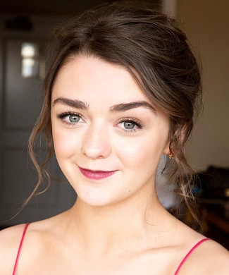 Maisie Williams photo